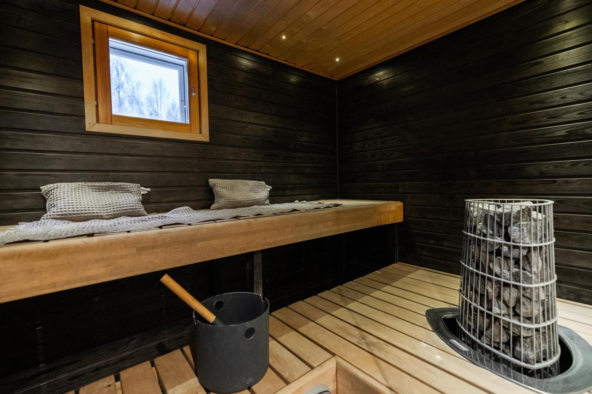 Villa Nightsky -Private Location, Sauna And Jacuzzi Rovaniemi Exterior photo